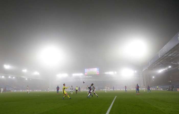 Man United failed to break the fog in London against Palace